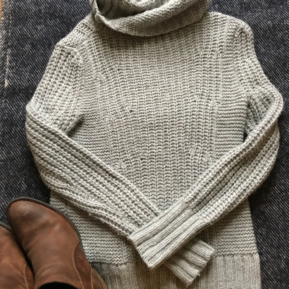 Italian Yarn Banana Republic Sweater